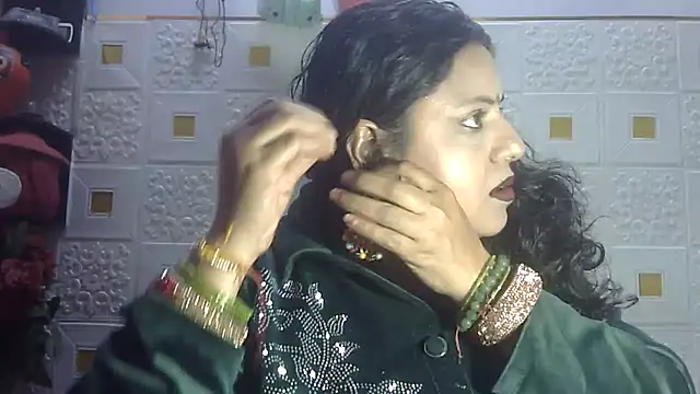 Sexy komolika online show from 01-31-25, 03:11