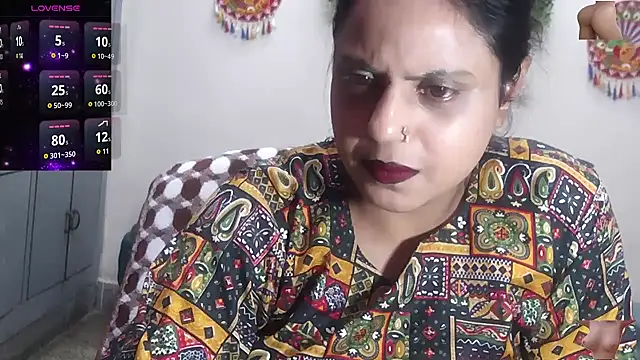 Sexy komolika online show from 09-11-25, 04:07