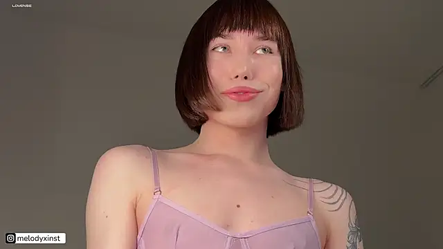 Snapshot of melodyxlove chatting on 12-18-25, 06:30 melodyxlove online show from 12-18-25, 06:30