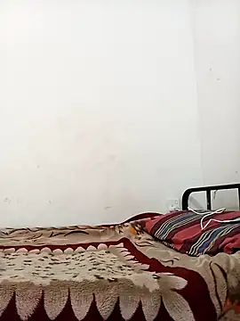 littlequeen77 online show from 01-06-25, 01:19