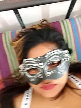 littlequeen77 online show from 01-21-25, 08:52