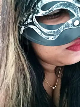 littlequeen77 online show from 02-16-25, 11:27