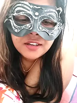 littlequeen77 online show from 02-20-25, 06:35