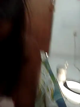 littlequeen77 online show from 02-21-25, 09:13