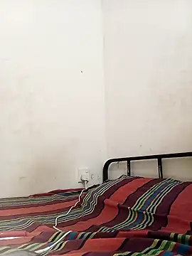 littlequeen77 online show from 03-07-25, 07:19