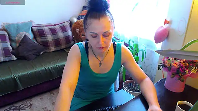 britney preciouss online show from 12-22-24, 04:50