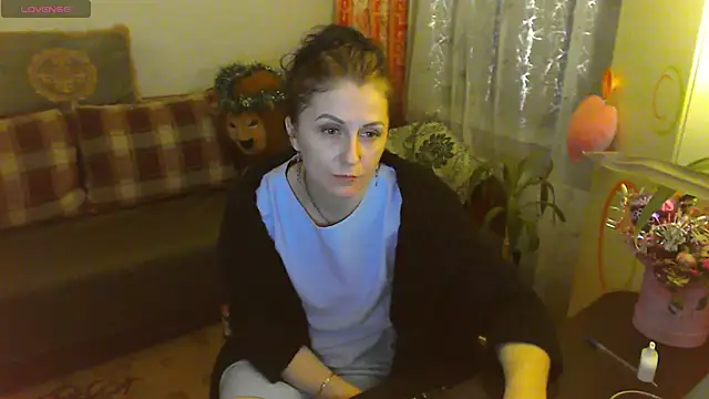 britney preciouss online show from 01-16-25, 01:06