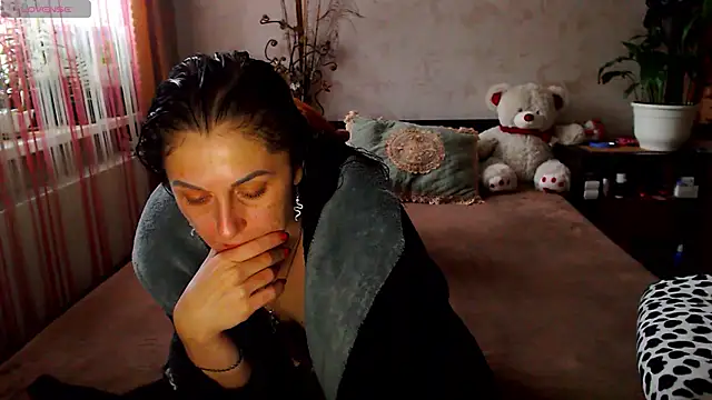 britney preciouss online show from 11-23-25, 08:25