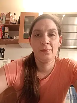 Snapshot of Ladyluder88 chatting on 04-02-26, 03:48 Ladyluder88 online show from 04-02-26, 03:48