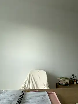 streetdoll online show from 10-31-25, 08:15