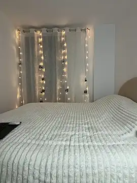 streetdoll online show from 11-16-25, 08:31