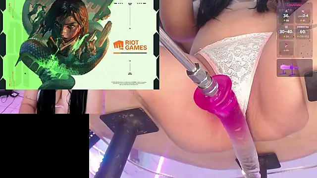 Snapshot of DanielaHang chatting on 01-09-26, 01:47 DanielaHang online show from 01-09-26, 01:47