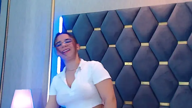 ThaniaJones online show from 11-13-25, 12:15