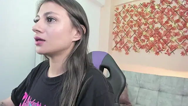 Snapshot of Sweet_Candies chatting on 02-12-25, 03:18 Sweet Candies online show from 02-12-25, 03:18