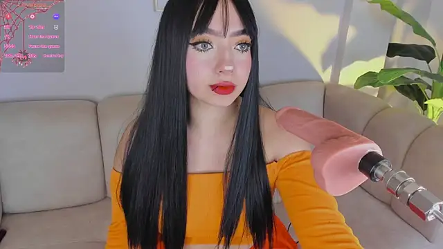 Snapshot of Kloe_Raize chatting on 10-19-25, 06:03 Kloe Raize online show from 10-19-25, 06:03