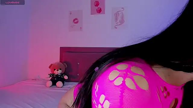 Snapshot of ConnyBlare chatting on 03-01-25, 04:37 ConnyBlare online show from 03-01-25, 04:37