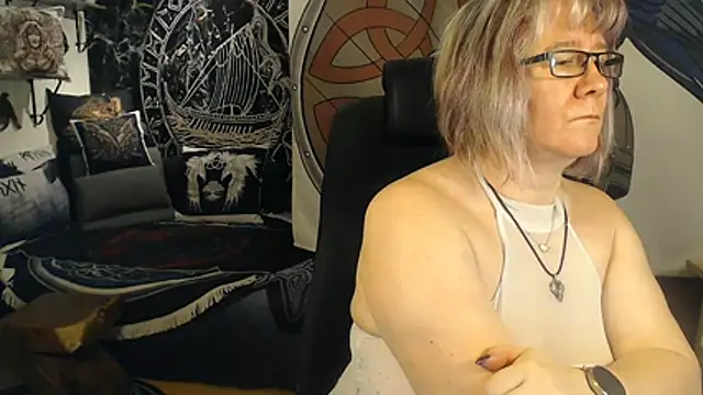 TittenMichelle online show from 01-14-26, 07:58