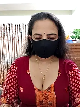 Snapshot of Payel-Sen chatting on 10-28-25, 04:53 Payel-Sen online show from 10-28-25, 04:53