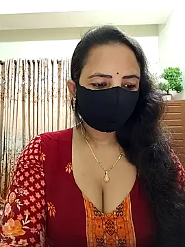 Snapshot of Payel-Sen chatting on 10-31-25, 05:36 Payel-Sen online show from 10-31-25, 05:36