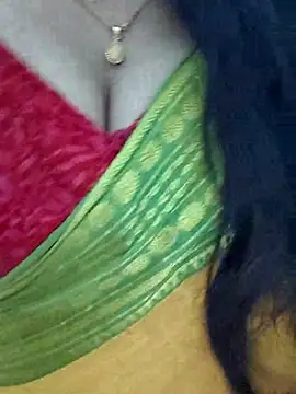 Snapshot of Payel-Sen chatting on 11-12-25, 05:13 Payel-Sen online show from 11-12-25, 05:13