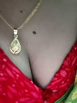 Snapshot of Payel-Sen chatting on 11-18-25, 06:23 Payel-Sen online show from 11-18-25, 06:23