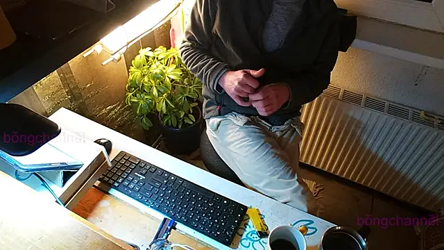 BongChannel online show from 01-13-25, 10:56