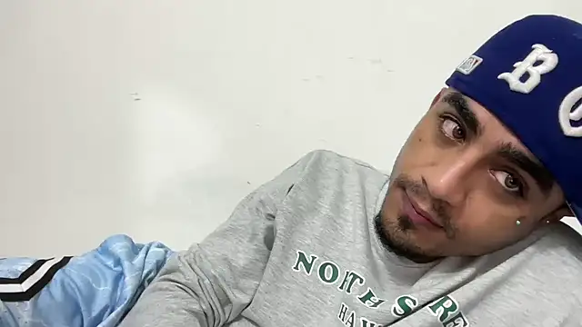 dominic brandd23 online show from 10-16-25, 06:47