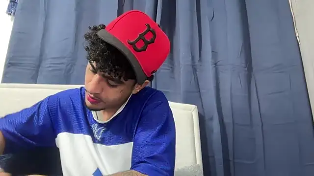 dominic brandd23 online show from 12-19-25, 02:13