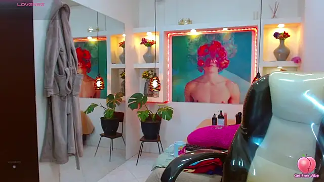 lorenapinto online show from 11-05-25, 02:33