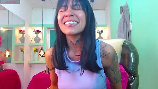 lorenapinto online show from 02-19-26, 05:14