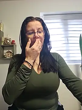 KristenVega online show from 02-17-26, 09:28