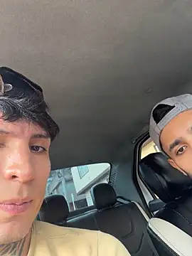 Snapshot of _Tomy08calderon chatting on 11-19-25, 06:19 Tomy08calderon online show from 11-19-25, 06:19