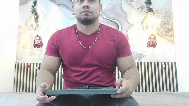 Snapshot of BrianMalonee chatting on 12-17-25, 12:00 BrianMalonee online show from 12-17-25, 12:00