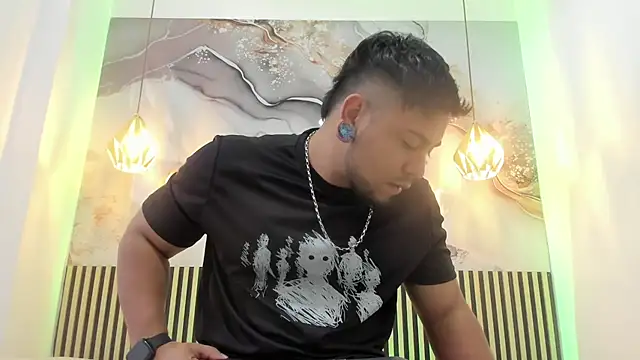 Snapshot of BrianMalonee chatting on 02-10-26, 11:58 BrianMalonee online show from 02-10-26, 11:58