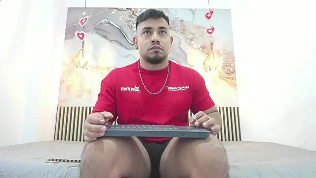 Snapshot of BrianMalonee chatting on 03-07-26, 12:24 BrianMalonee online show from 03-07-26, 12:24