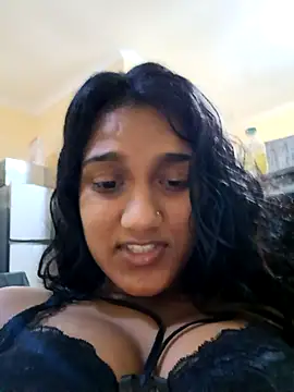 Indianqueen03 online show from 10-23-25, 07:12