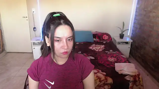 KityEstrover online show from 12-02-24, 12:29