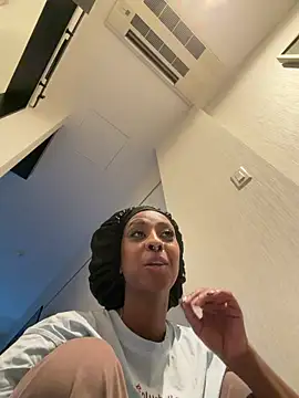 Your Paris online show from 02-28-26, 09:05