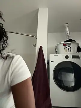 Your Paris online show from 03-21-26, 05:27