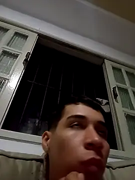 Snapshot of Sammycalderon chatting on 03-09-26, 01:42 Sammycalderon online show from 03-09-26, 01:42