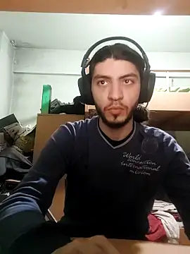 kleineid77 online show from 03-04-25, 05:56