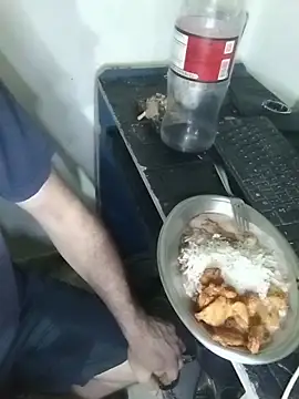 Snapshot of pikalindaxx chatting on 02-25-26, 03:54 pikalindaxx online show from 02-25-26, 03:54