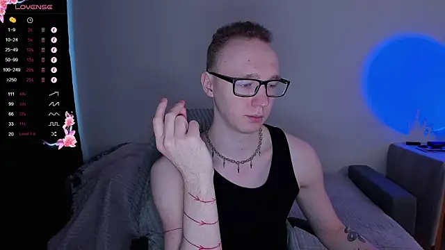 Alex silents online show from 11-18-25, 09:47