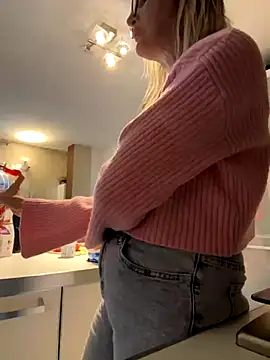 casalinga88 online show from 11-12-25, 12:27