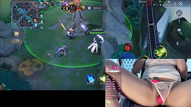 Berrysweet 68 online show from 10-26-25, 02:06