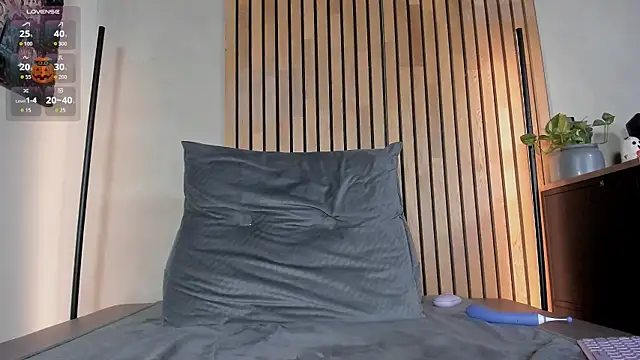 honeyhot69   online show from 10-10-25, 11:31