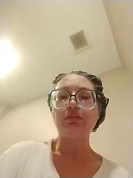 Snapshot of xWhoreAbleX_Pika chatting on 10-31-25, 04:30 xWhoreAbleX Pika online show from 10-31-25, 04:30