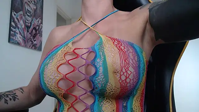 CrisBathoryxxx online show from 01-10-25, 09:10