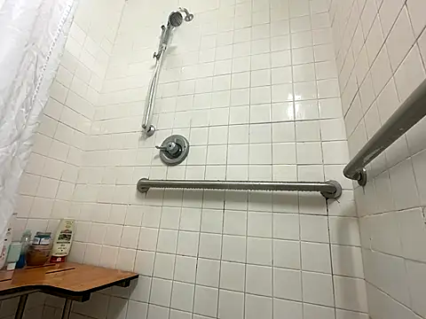 tatted-bitty online show from 11-06-25, 08:43