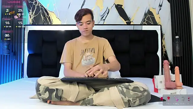 bunny maxi online show from 10-25-25, 12:45